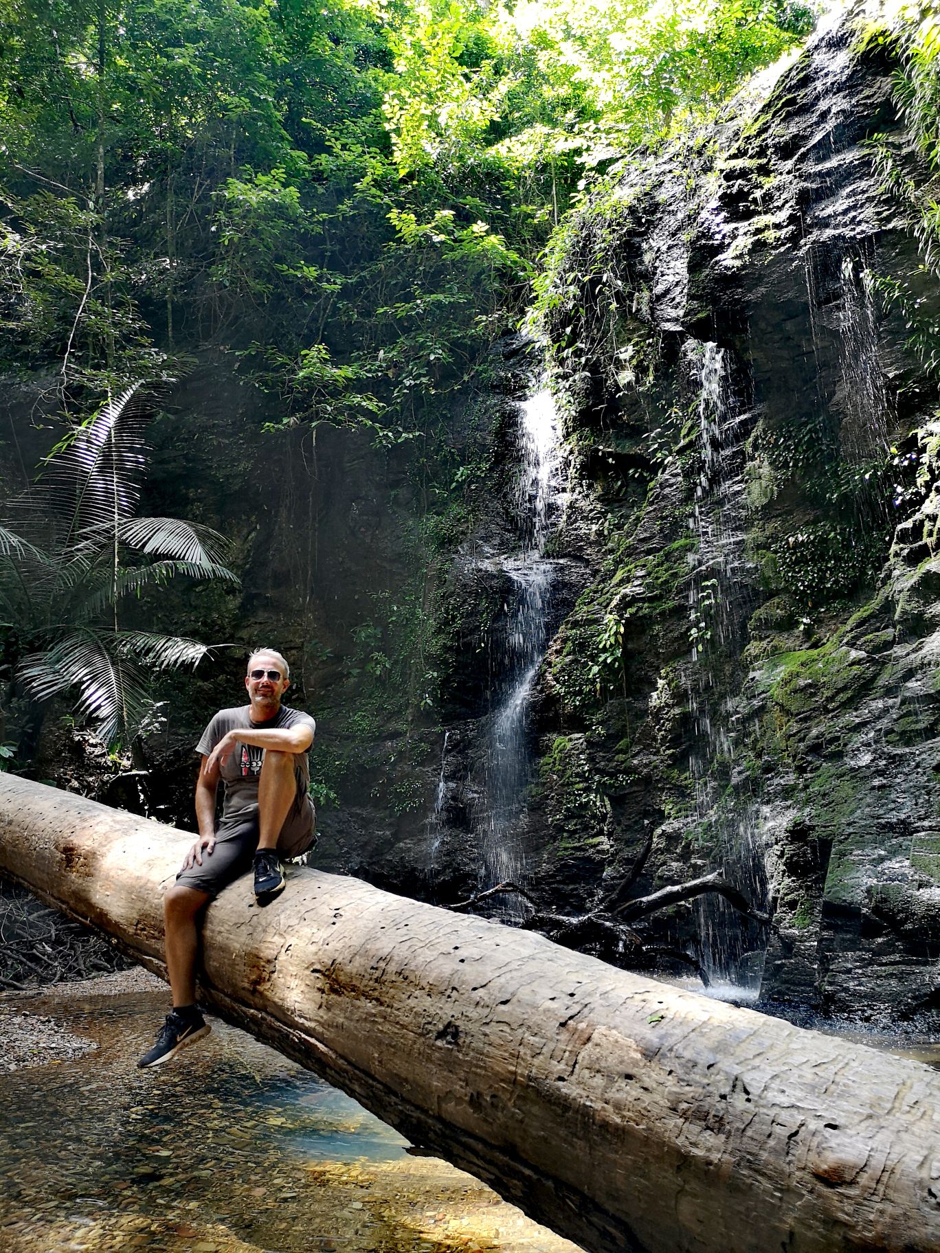 cascade de Khlong Chak