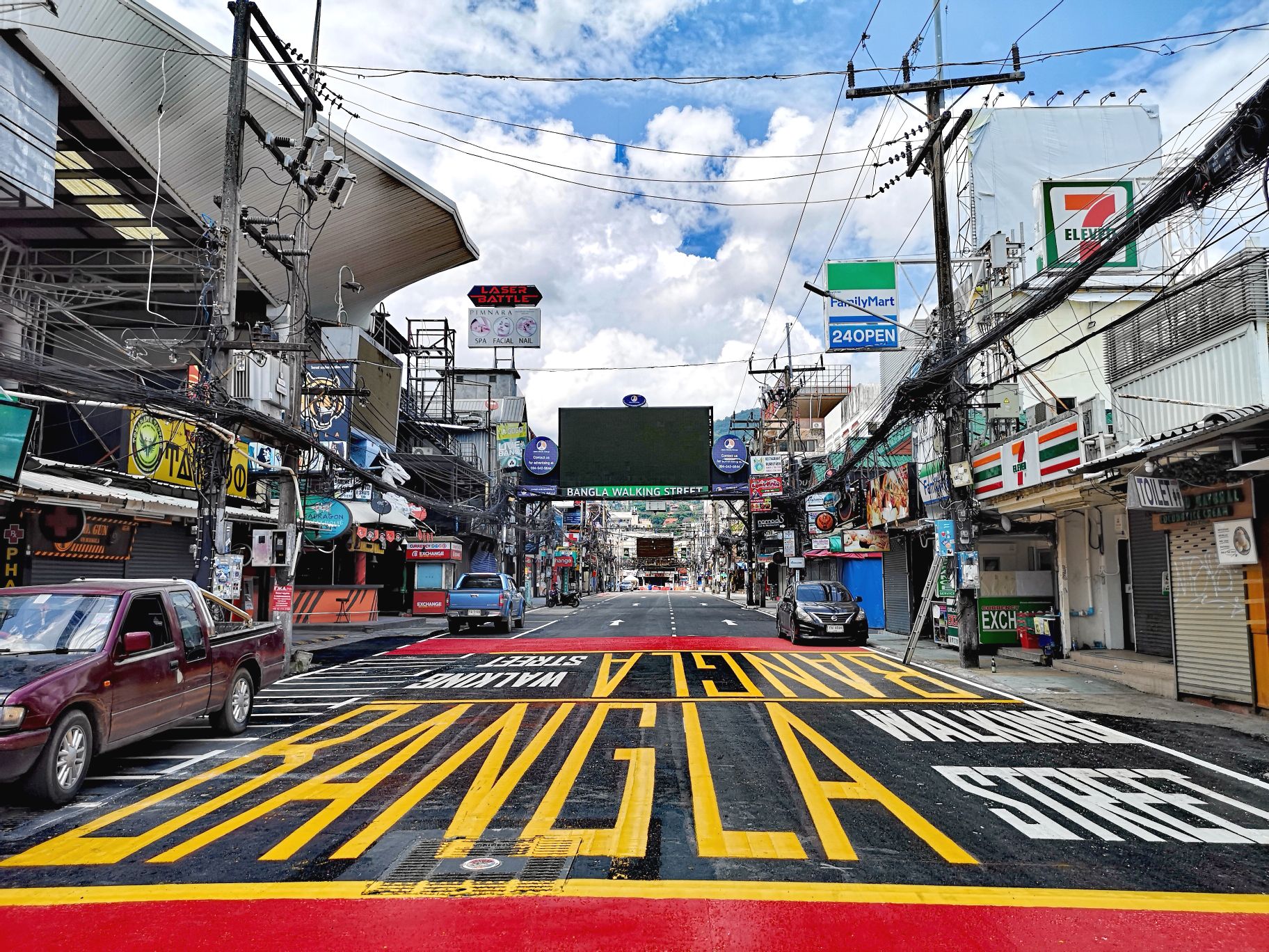 bangla road phuket